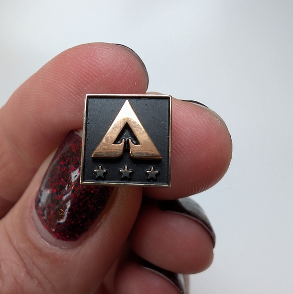 Weyerhauser Other - Weyerhaeuser Service Award Lapel Pin 3 Stars 10K Gold